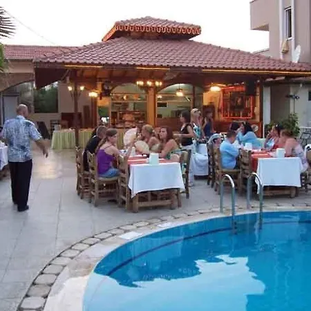 Club Sunsmile Hotel apartamentowy Marmaris