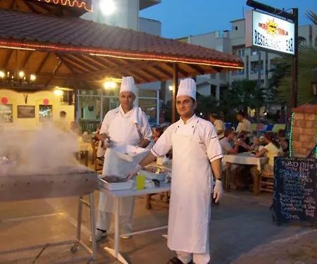 Club Sunsmile 3* مرمريس